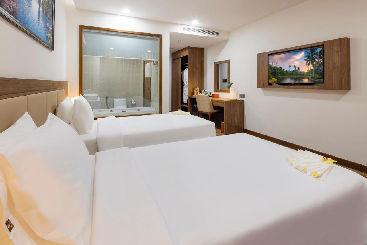 Hotel Miracle Luxury Nha Trang Exterior foto