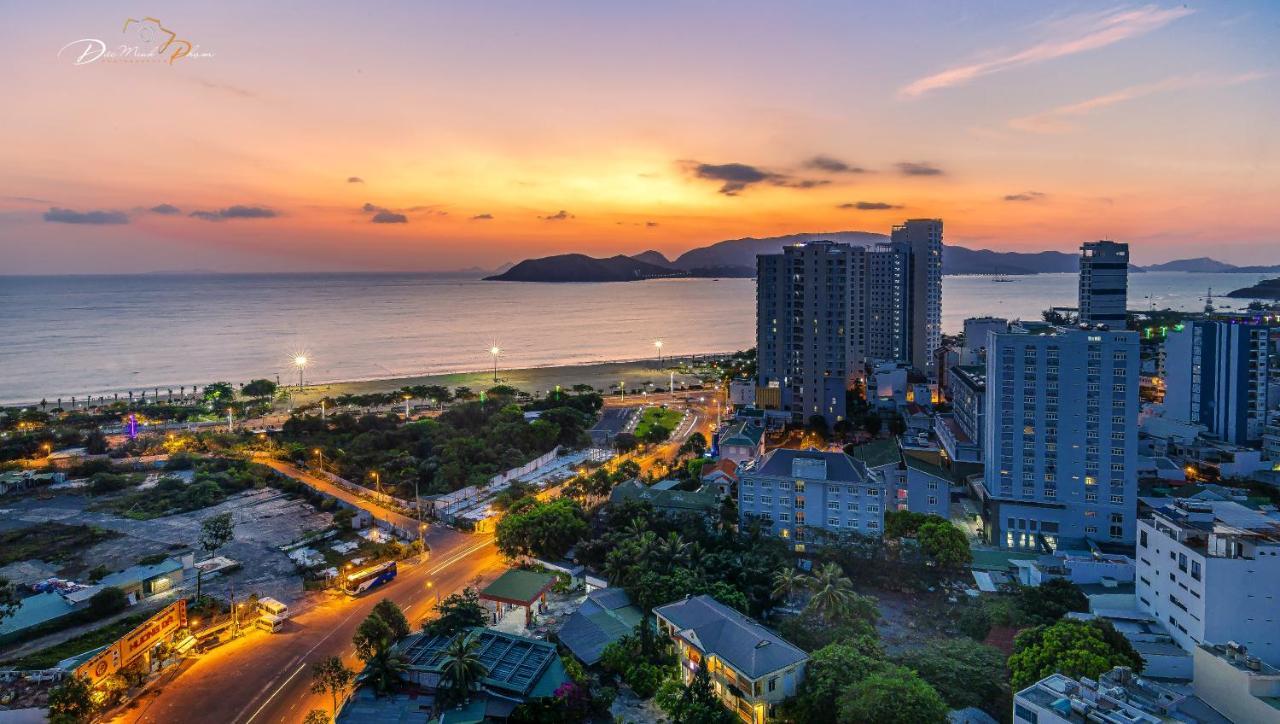 Hotel Miracle Luxury Nha Trang Exterior foto