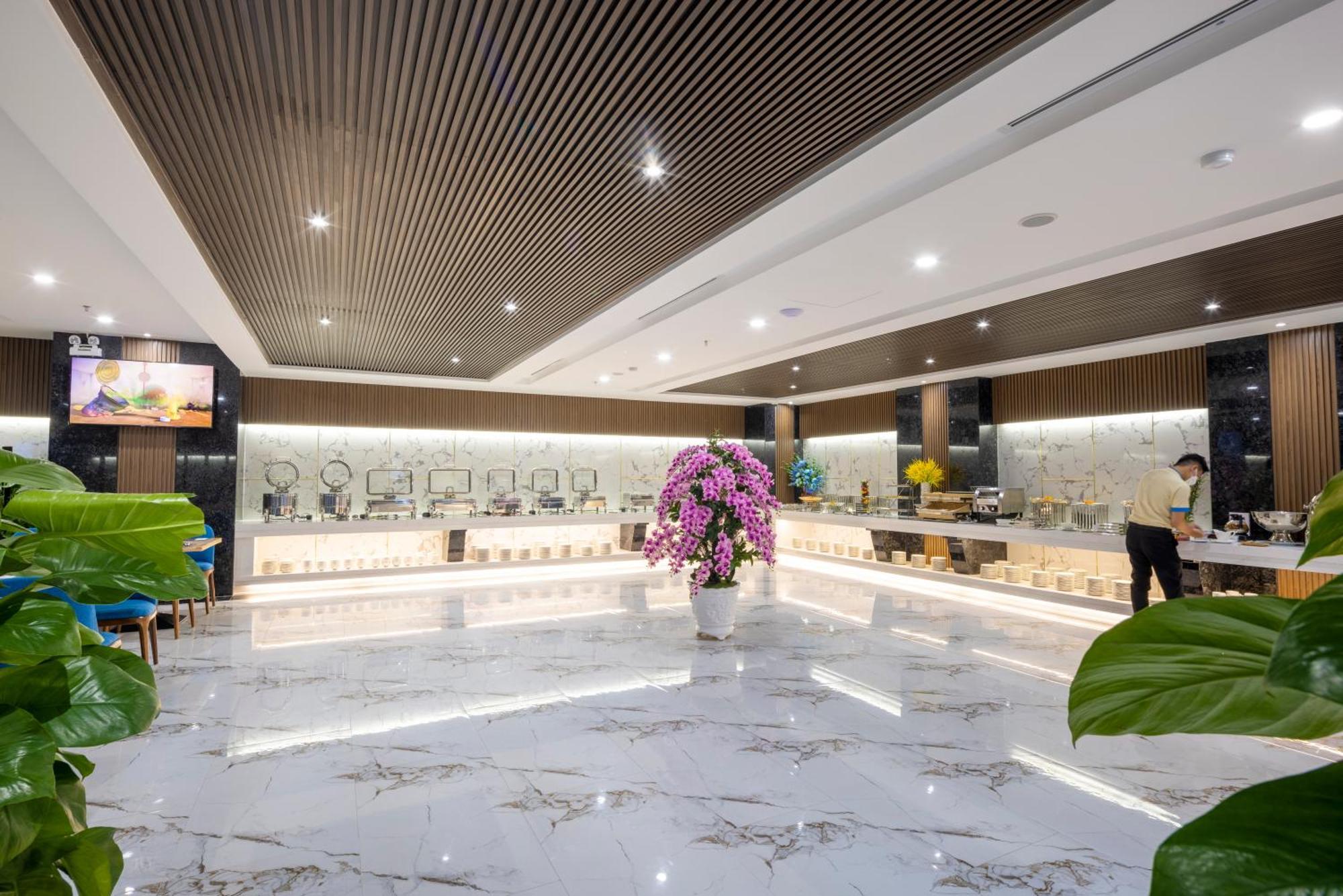 Hotel Miracle Luxury Nha Trang Exterior foto